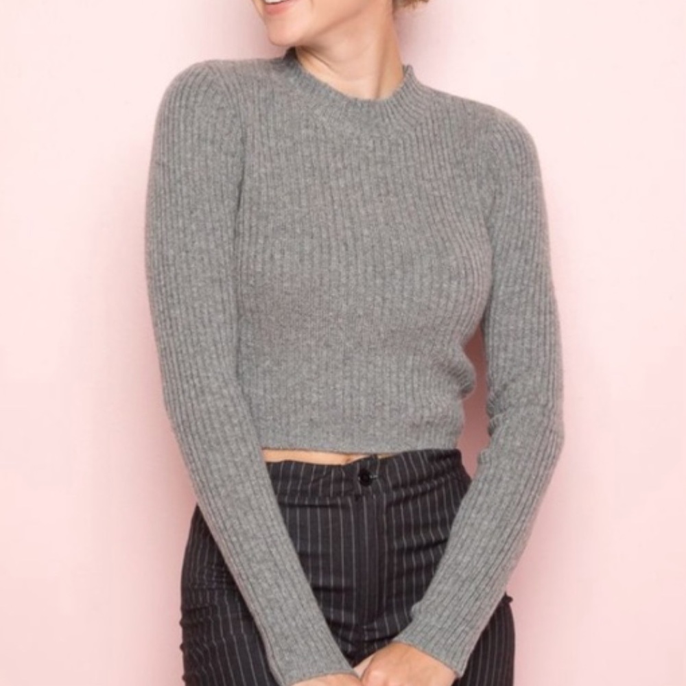 Brandy Melville Sweater